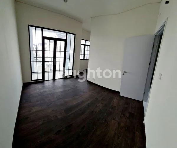image RUMAH DIJUAL LAVON 2CLUSTER VIRIDIA CIKUPA TANGERANG (2)