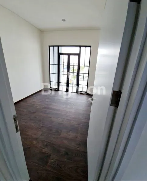 image RUMAH DIJUAL LAVON 2CLUSTER VIRIDIA CIKUPA TANGERANG (7)