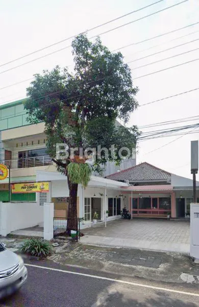 image DISEWAKAN RUMAH BESAR SELANGKAH MANDALA KRIDA LOKASI JL CENDANA SEMAKI UMBULHARJO YOGYAKARTA (1)