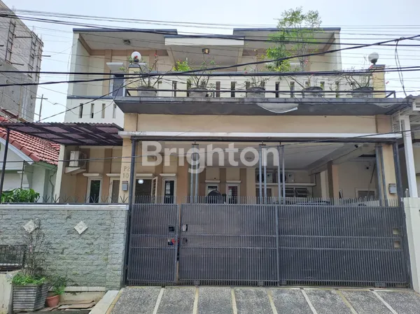 image JUAL RUMAH BAGUS DI  PERUMAHAN GALAXY BEKASI (1)