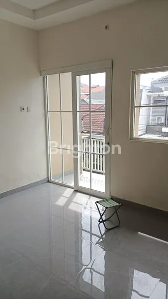 image RUMAH MULYOSARI UTARA SURABAYA (4)