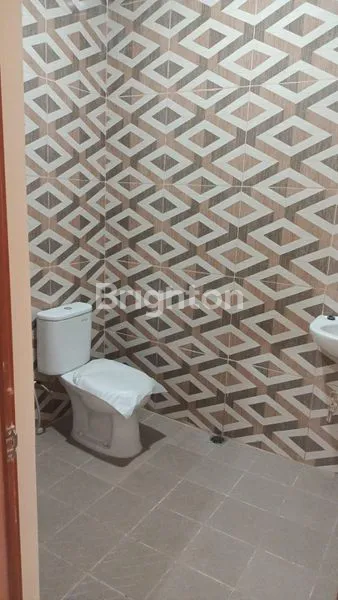 image RUMAH MULYOSARI UTARA SURABAYA (3)