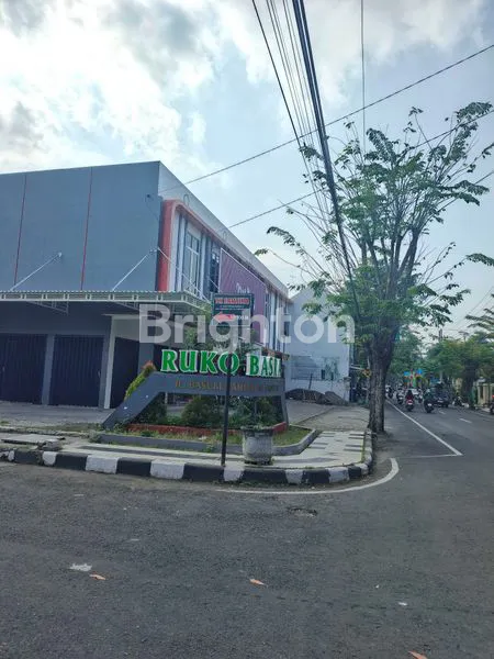 RUKO PUSAT KOTA LAMONGAN, RUKO BASRA