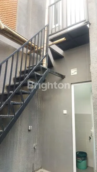 image RUMAH MINIMALIS KASVA HOUSE JAGAKARSA JAKARTA SELATAN (8)