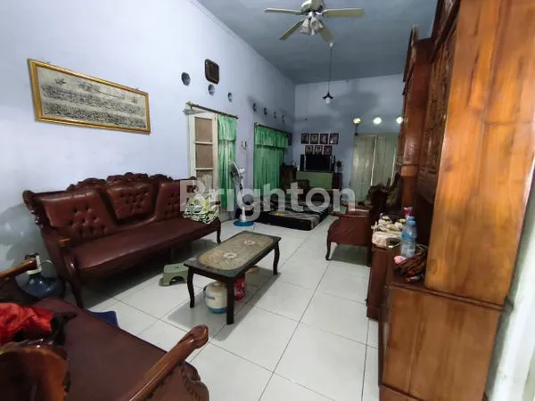image RUMAH TENGAH KOTA MADIUN (2)
