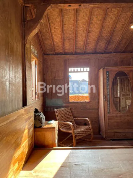 image DISEWAKAN CEPAT VILLA AREA RENON FULL FURNISHED MODEL WOODEN (3)