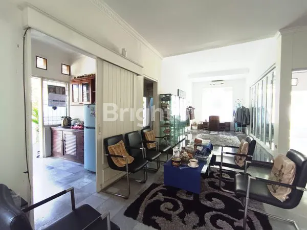 image RUMAH KONSEP VILLA NEAR GWK (4)