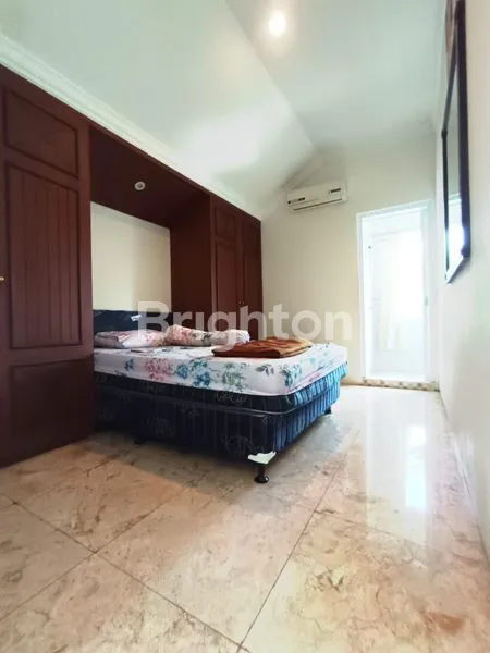 image RUMAH KONSEP VILLA NEAR GWK (7)