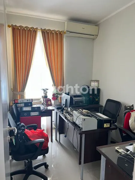 image RUMAH 2 LANTAI DI MELIA RESIDENT, CLUSTER MELIA GARDEN, TANGERANG SELATAN (1)