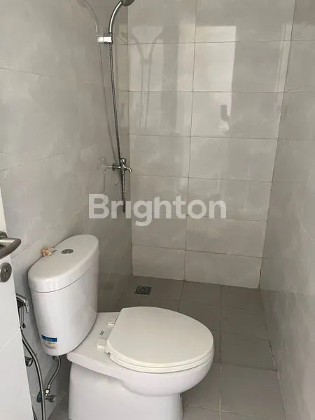 image RUMAH 2 LANTAI DI MELIA RESIDENT, CLUSTER MELIA GARDEN, TANGERANG SELATAN (2)