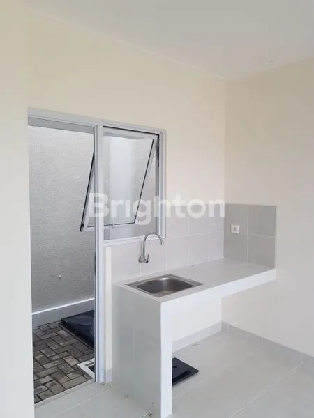 image RUMAH SIAP HUNI DALAM CLUSTER MARTINEZ GADING SERPONG TANGERANG (3)