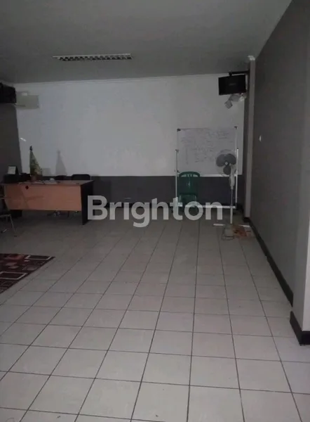 image RUKO RAYA ARJUNO SURABAYA NOL JALAN DEKAT SAWAHAN, BANYU URIP, JL DIPONEGORO, EMBONG MALANG, BLAURAN, PASAR KEMBANG, KEDUNG DORO (6)