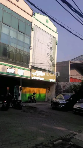 RUKO RAYA ARJUNO SURABAYA NOL JALAN DEKAT SAWAHAN, BANYU URIP, JL DIPONEGORO, EMBONG MALANG, BLAURAN, PASAR KEMBANG, KEDUNG DORO