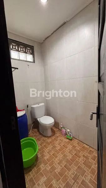 image RUMAH STRATEGIS PERUM ALZEN GG PLN  (6)