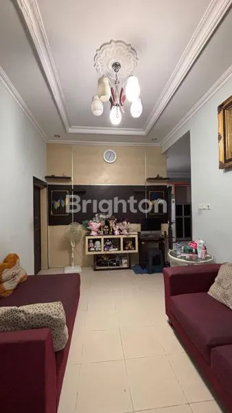 image RUMAH STRATEGIS PERUM ALZEN GG PLN  (7)