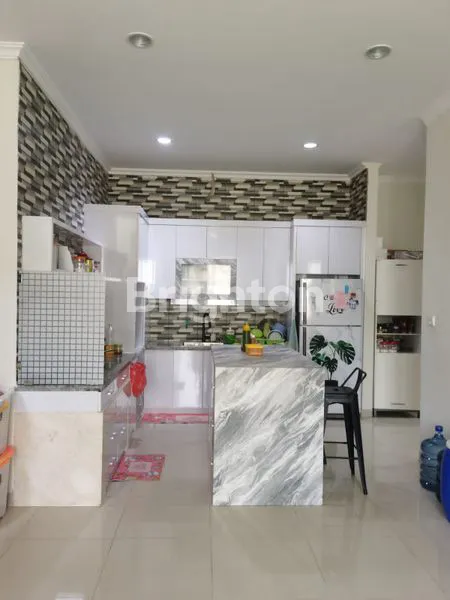 image RUMAH HOOK DI KAWASAN SCIENTIA GADING SERPONG (3)