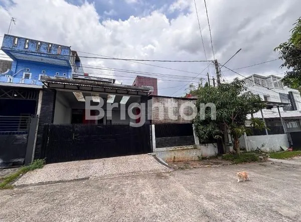 image RUMAH STRATEGIS PERUM ALZEN GG PLN  (1)