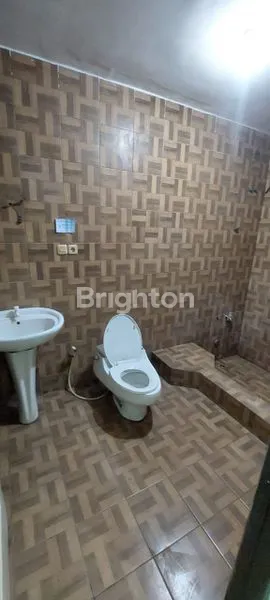 image RUMAH JALAN UTAMA DI CIBUBUR (7)