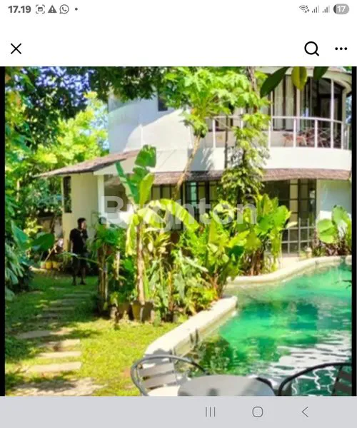 image VILLA 1 KAMAR TIDUR DENGAN KOLAM RENANG BERSAMA DI KEROBOKAN KELOD (2)