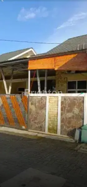 image RUMAH DI KOMPLEK PINANG BARIS (1)