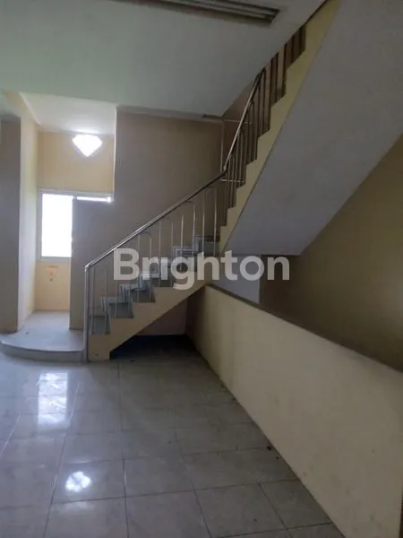 image RUKO DUA PINTU GANDENG, TIGA LANTAI, AREA BASUKI RAHMAT, PALEMBANG, SUMATERA SELATAM (7)