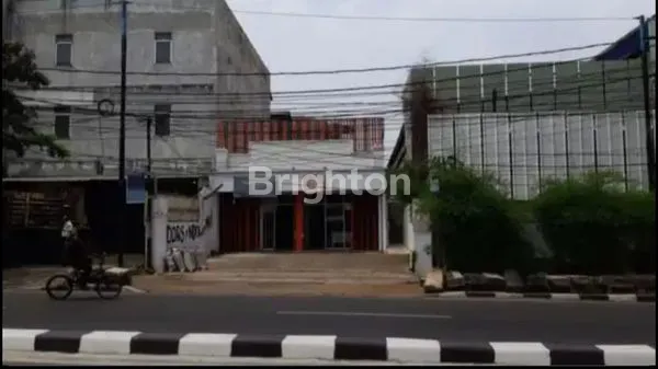 image TOKO KOMERSIAL STRATEGIS DI JL. RAYA KEBAYORAN LAMA, JAKARTA SELATAN (3)