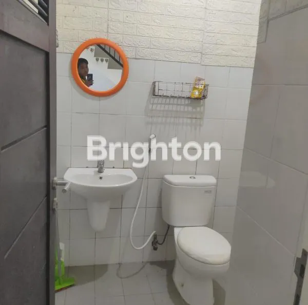 image DI JUAL RUMAH 2 LANTAI PERUMAHAN BUMI SEMPAJA (4)