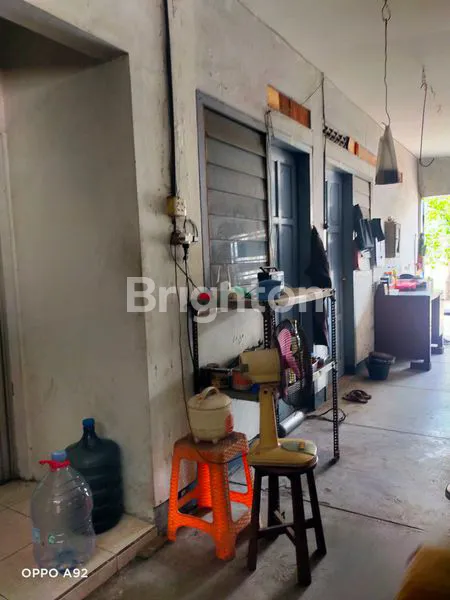 image PROPERTI KOMERSIAL STRATEGIS DI JL. MAJAPAHIT SEMARANG 1400M² (8)