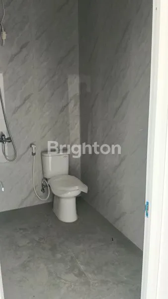 image RUMAH MEWAH 2 LANTAI (5)