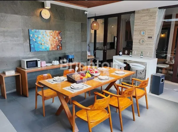 image VILLA ELEGAN DENGAN ROOFTOP VIEW LAUT DI JANTUNG NUSA DUA – LOKASI EKSKLUSIF & SIAP HUNI (3)