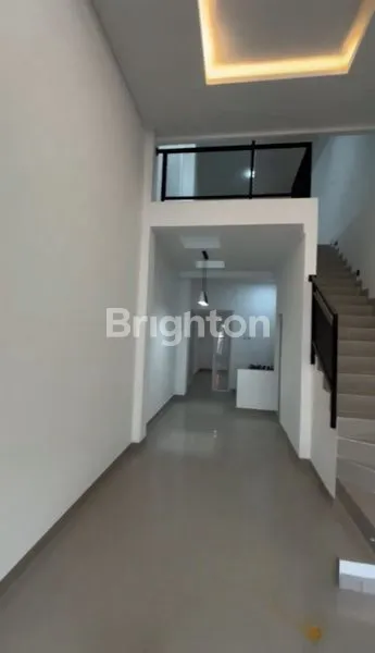 image RUMAH 3 LANTAI MAKALIWE GROGOL JAKARTA BARAT  (1)