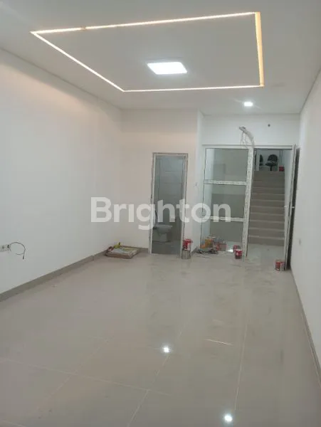 image RUMAH 3 LANTAI MAKALIWE GROGOL JAKARTA BARAT  (4)