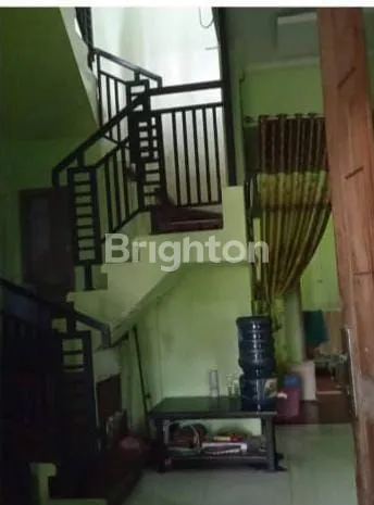 image RUMAH 3 LANTAI  DI MANGGIS PERUM WONOREJO (2)