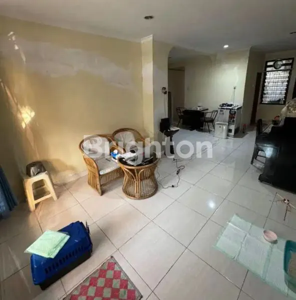 image HUNIAN NYAMAN LT 120M², DI MERUYA (7)