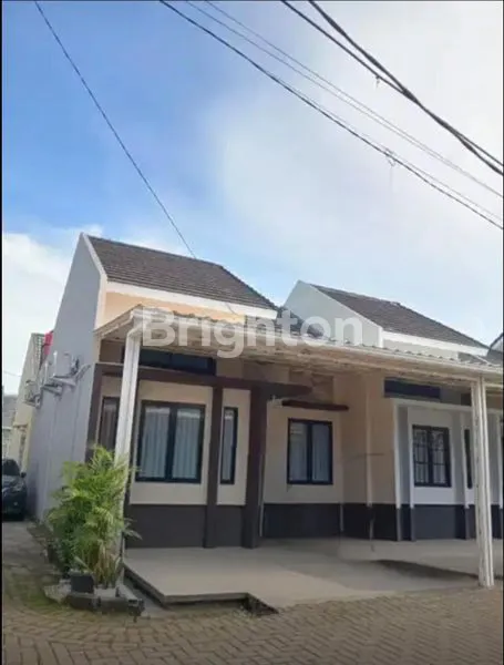 image RUMAH CANTIK MINIMALIS DI GRIYA SERPONG ASRI CISAUK TANGERANG (6)