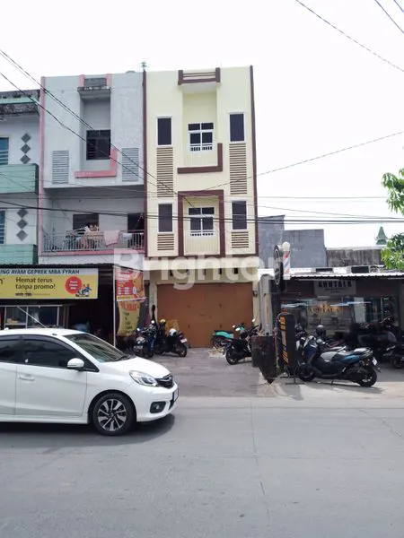 JUAL / SEWA RUKO 3 LANTAI JL TODDOPULI RAYA (TEPI JALAN POROS) SDH RENOVASI SEPERTI BARU, STRATEGIS, PUSAT BISNIS, DEKAT JL HERTASNING RAYA, DEKAT MALL PANAKUKANG