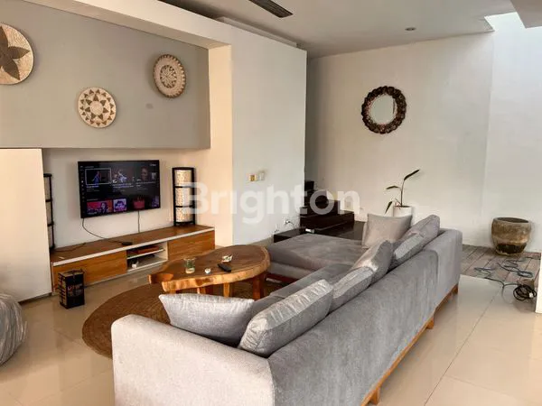 image DISEWAKAN VILLA 2BR FULL FURNISHED UMALAS  (1)