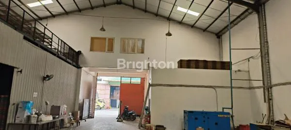 image GUDANG STRATEGIS DEKAT TOL & KAWASAN INDUSTRI, SIAP PAKAI LANGSUNG! (2)