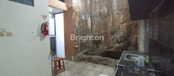 image RUKO 3 LANTAI COCOK UNTUK USAHA DI JALAN SEBANDARAN SEMARANG TENGAH (7)