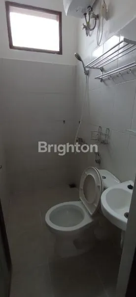 image RUMAH 2LANTAI 2BR FULL FURNISH MINIMALIS KEKINIAN DI RENON DENPASAR BALI  (5)