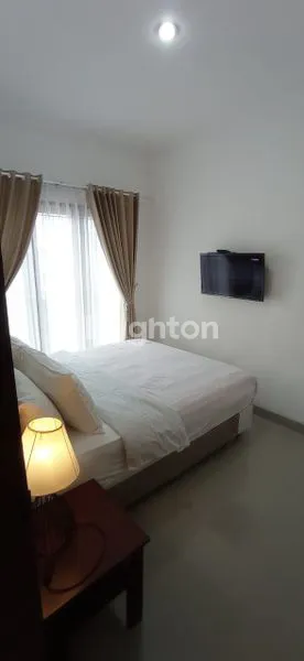 image RUMAH 2LANTAI 2BR FULL FURNISH MINIMALIS KEKINIAN DI RENON DENPASAR BALI  (7)