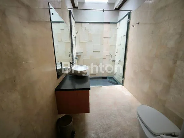 image RUMAH SEMI VILLA 3 KAMAR MODERN DEKAT BALI KIDDY SCHOOL KEROBOKAN (5)