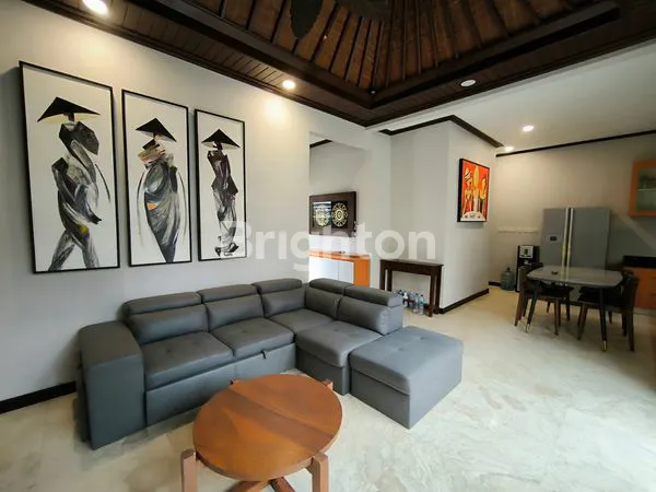 image RUMAH SEMI VILLA 3 KAMAR MODERN DEKAT BALI KIDDY SCHOOL KEROBOKAN (2)