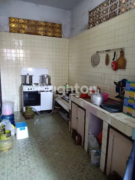 image RUMAH LUAS 2 LANTAI DI JAGAKARSA, BEBAS BANJIR, DEKAT UI & STASIUN! (3)