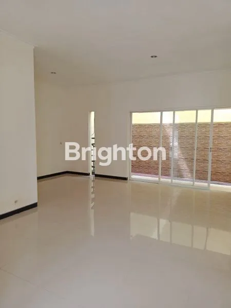 image RUMAH MINIMALIS SIAP HUNI 2 LANTAI REGENCY ONE (WONOREJO-RUNGKUT) (3)