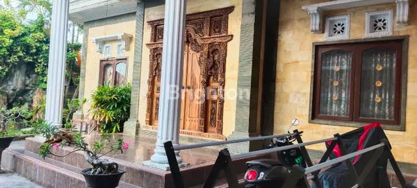 image RUMAH MINIMALIS ,MASIH BAGUS DAN GARASE BISA 2 MOBIL, DENGAN HALAMAN LUAS. (3)