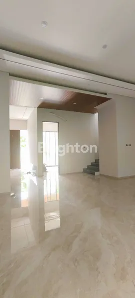 image DIJUAL RUMAH GRESS MINIMALIS LANGKA MURAH DAERAH CITRALAND SURABAYA (5)