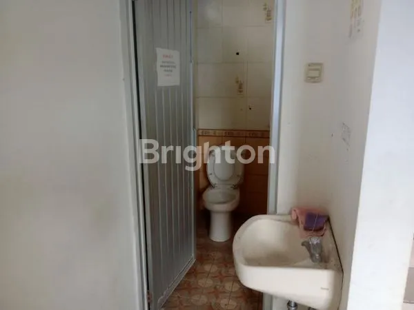 image RUKO 3 LANTAI + ROOFTOP DI JL BARU SOLEH ISKANDAR BOGOR KOTA (7)