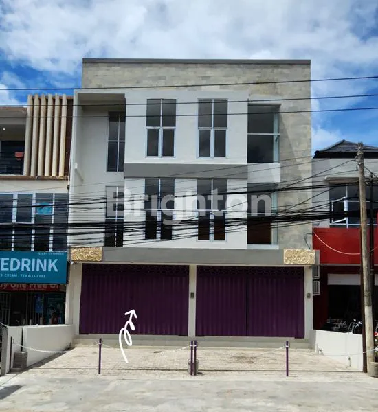 image RUKO 3 LANTAI LOKASI STRATEGIS DI TAMAN GRIYA JIMBARAN (1)