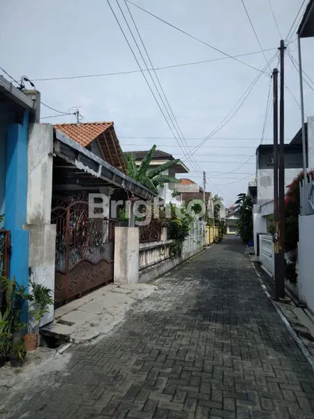 image RUMAH SIAP HUNI PATIUNUS SEMARANG TIMUR (2)
